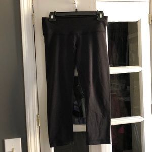 Lululemon Wunder Under Crop Leggings Sz 6